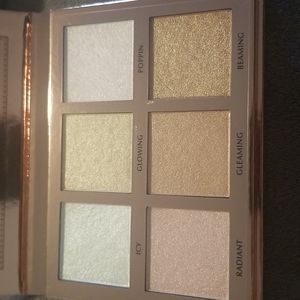 Ace beaute glow highlighter palette